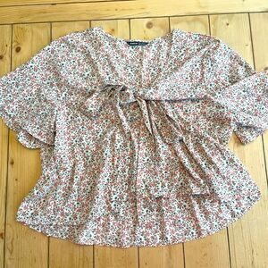 Cropped Floral SHEIN Top